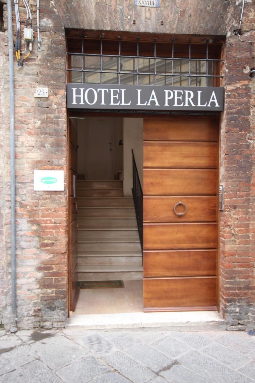 Hotel La Perla Сиена Экстерьер фото